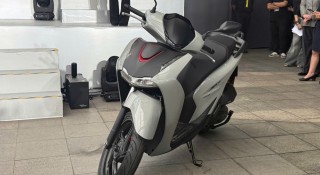 Xe tay ga cao cấp Honda SH 2026: Thêm màu mới, màn hình TFT lần đầu xuất hiện trên dòng SH